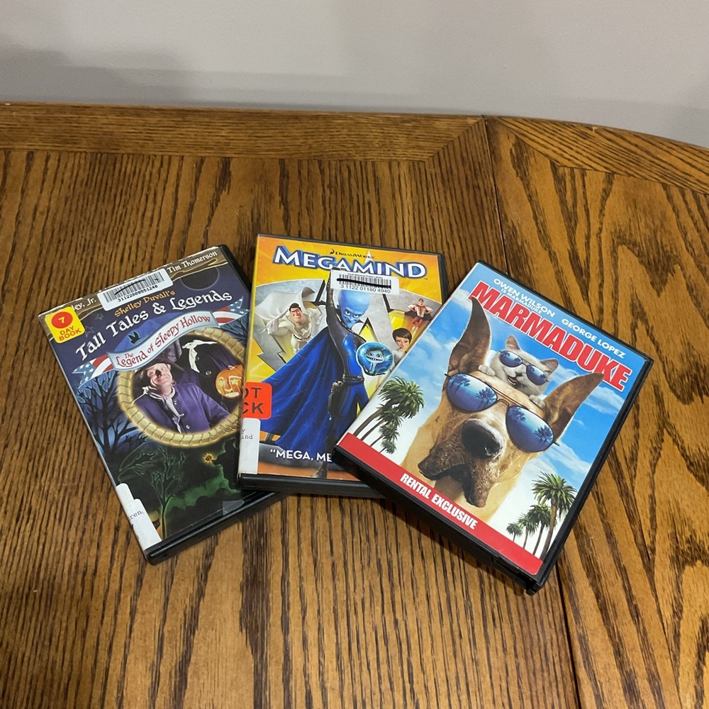 3 DVDs Movie Collection - Tall Tale & Legends Sleepy Hollow, Megamind, Marmaduke